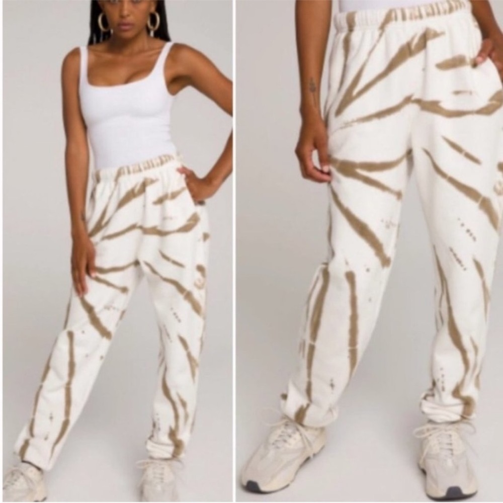 Good American Boyfriend Lounge Set